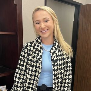 Meet your Posher, Kaley!